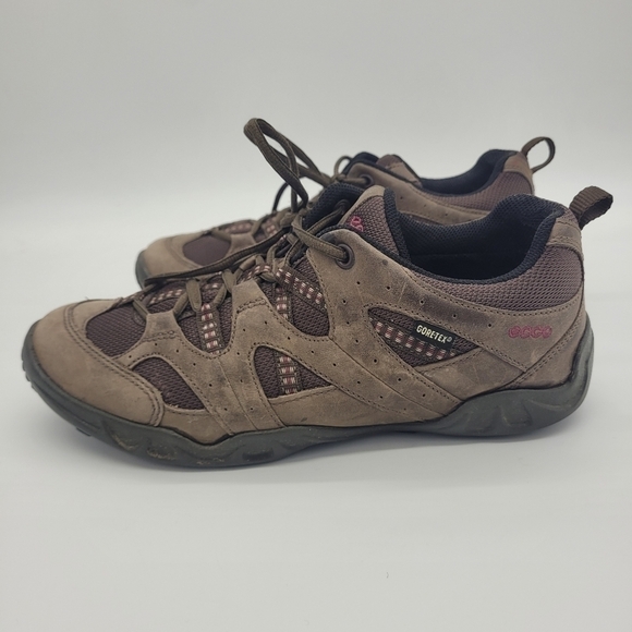 Ecco Womens Receptor Gortex Brown Suede Low Top Hiking Running Shoes 8 - 8.5 - Picture 1 of 14